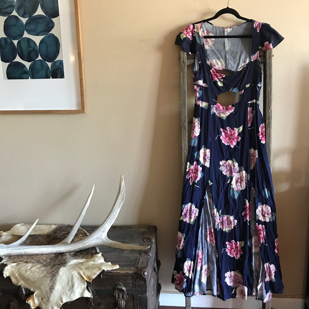 Floral Cut Put Maxi Dress